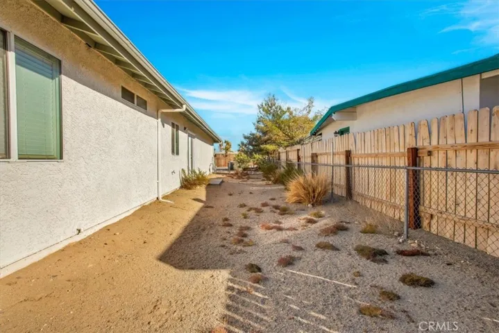 7410 Sherman Hoyt Avenue, 29 Palms, California 92277