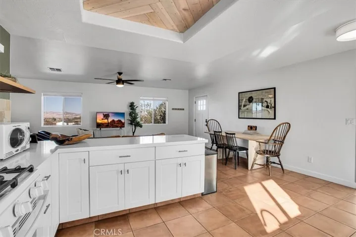7410 Sherman Hoyt Avenue, 29 Palms, California 92277