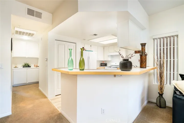 4571 Warner Avenue 203, Huntington Beach, California 92649