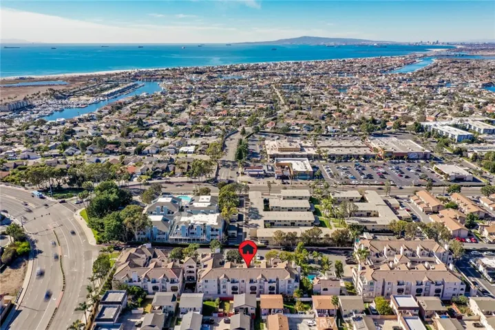4571 Warner Avenue 203, Huntington Beach, California 92649