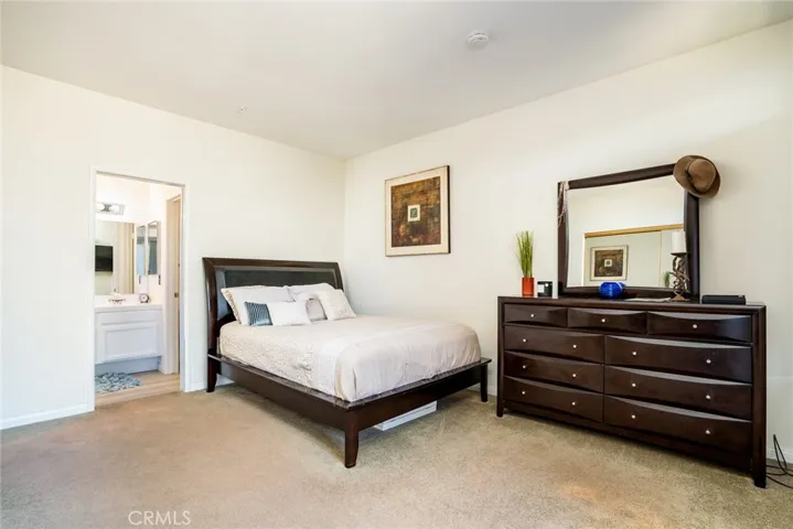 4571 Warner Avenue 203, Huntington Beach, California 92649
