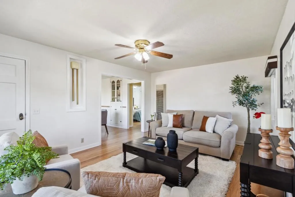 33 Stewart Avenue, Freedom, California 95019 home-pic-4