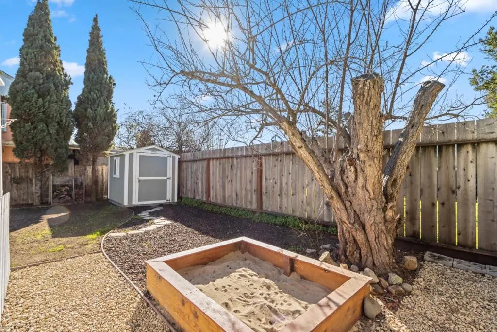 33 Stewart Avenue, Freedom, California 95019 home-pic-34
