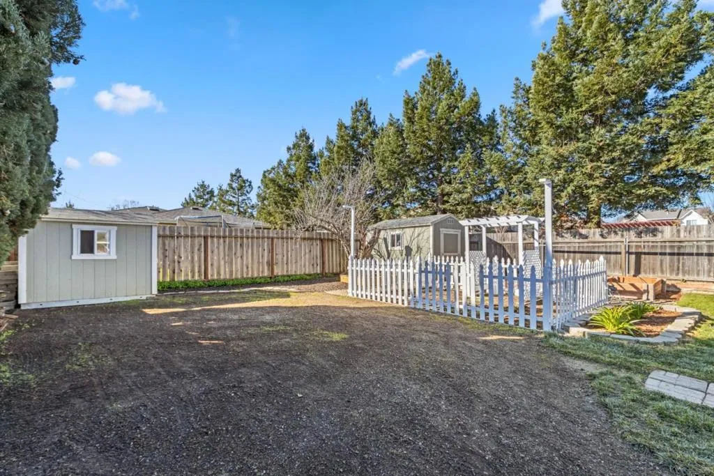 33 Stewart Avenue, Freedom, California 95019 home-pic-39