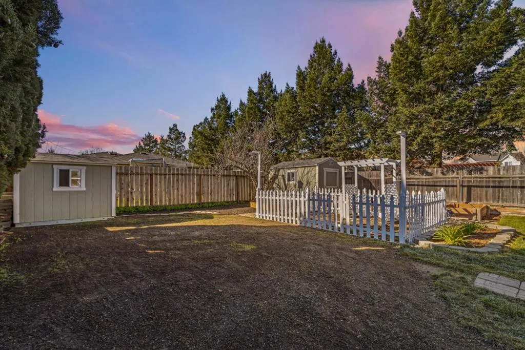 33 Stewart Avenue, Freedom, California 95019 home-pic-60