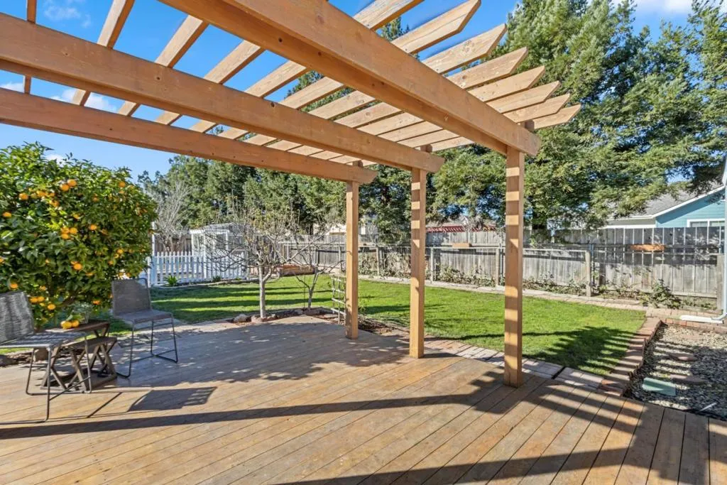 33 Stewart Avenue, Freedom, California 95019 home-pic-1