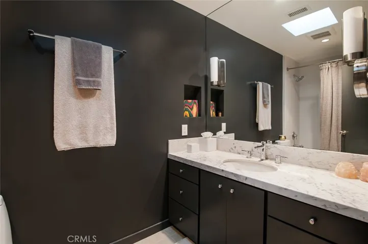2930 Alta Laguna Boulevard, Laguna Beach, California 92651