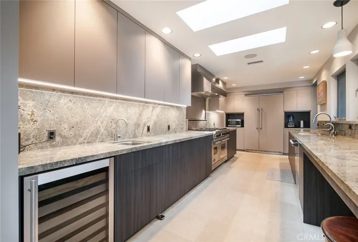 2930 Alta Laguna Boulevard, Laguna Beach, California 92651