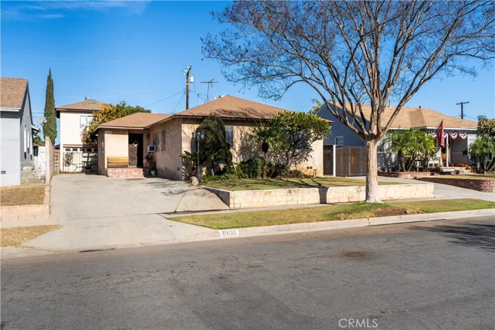 11633 Terradell Street, Santa Fe Springs, California 90670