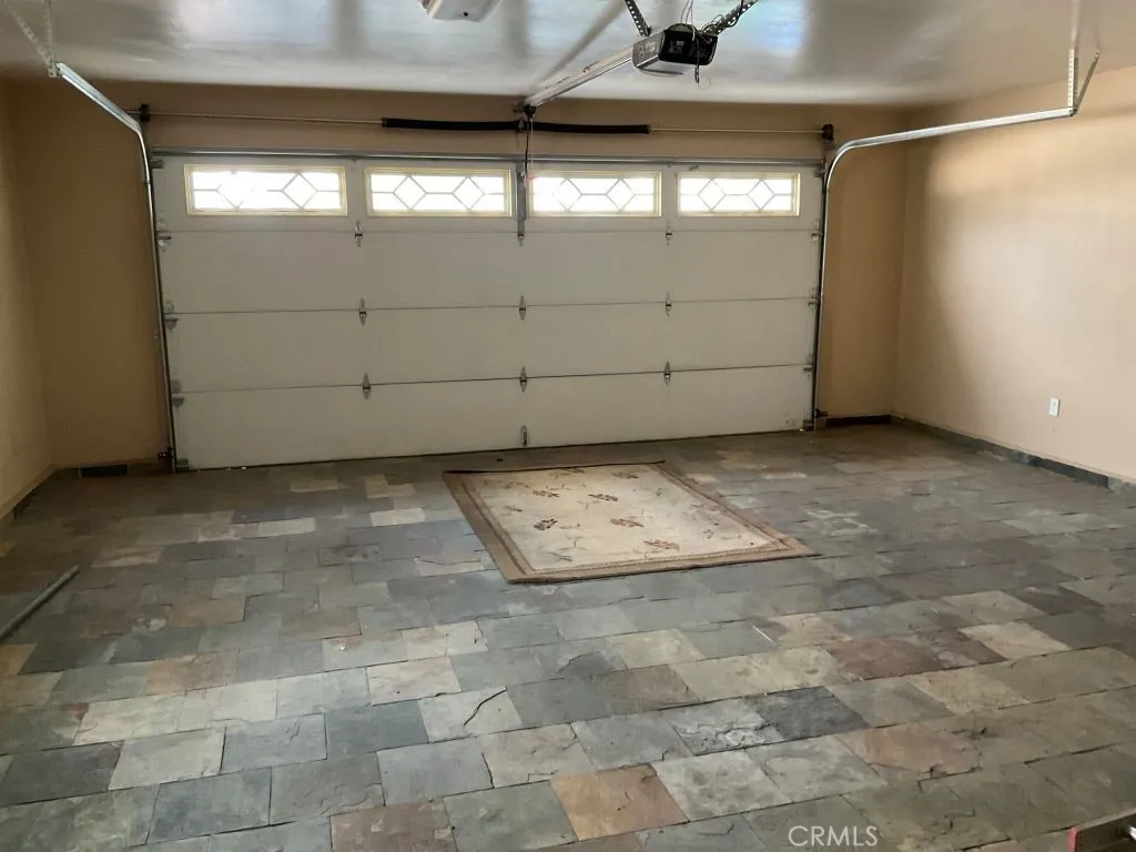 1127 Edgar Avenue, Beaumont, California 92223 home-pic-5