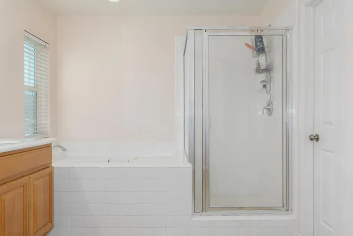 670 Winter Pine St_MLS27
