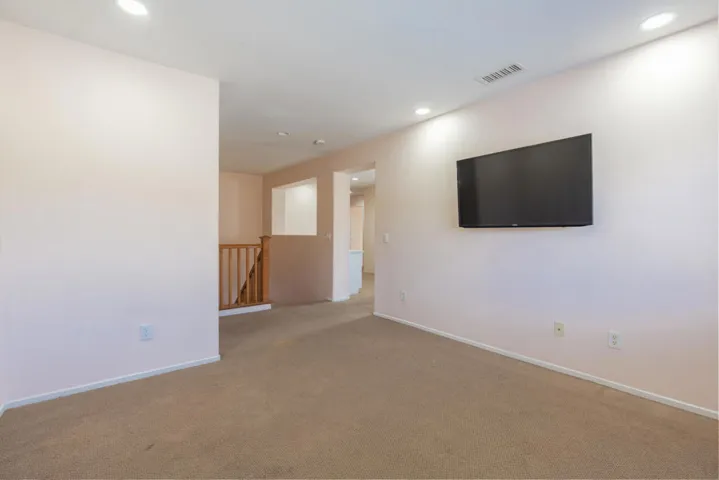 670 Winter Pine St_MLS19