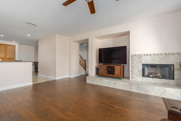 670 Winter Pine St_MLS09