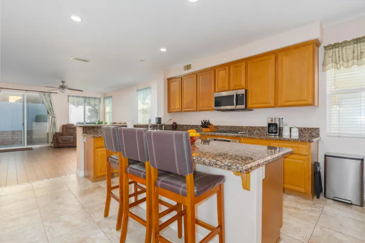 670 Winter Pine St_MLS14