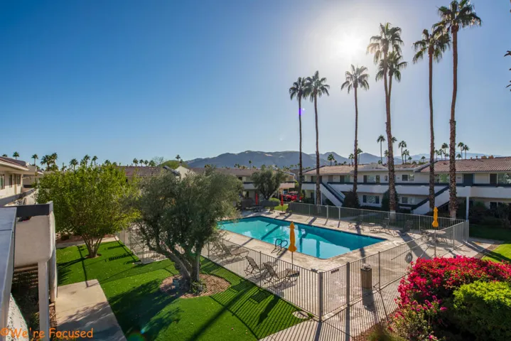 Sunny Palm Springs
