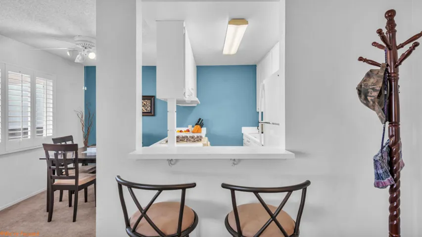 Breakfast Bar