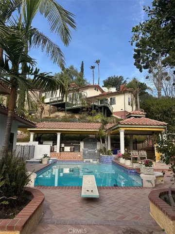 10247 Kalua Drive, Shadow Hills, California 91040