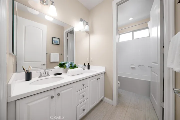 177 Loneflower, Irvine, California 92618