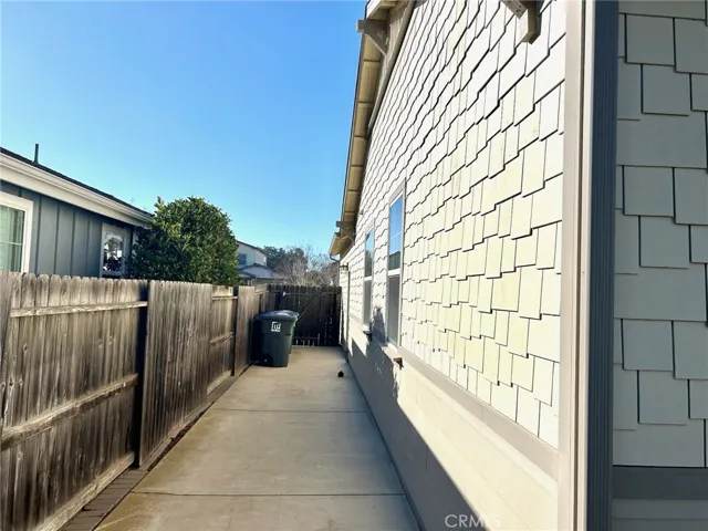 Easy Maintenance Side of House