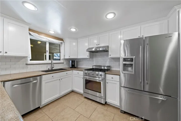 756 E Foothill Boulevard, Glendora, California 91741