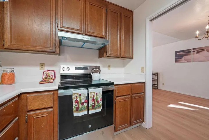 215 Avenida Barbera, Sonoma, California 95476-8056