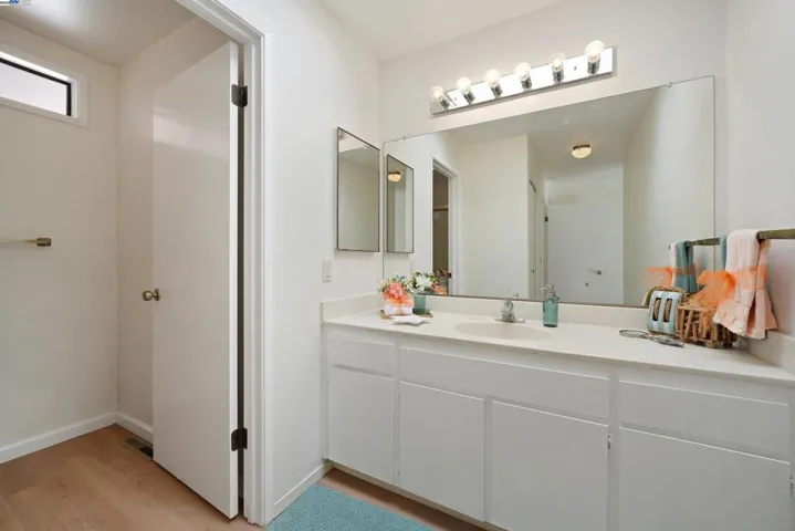 215 Avenida Barbera, Sonoma, California 95476-8056
