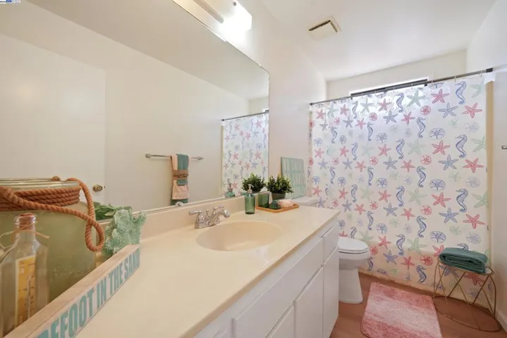 215 Avenida Barbera, Sonoma, California 95476-8056