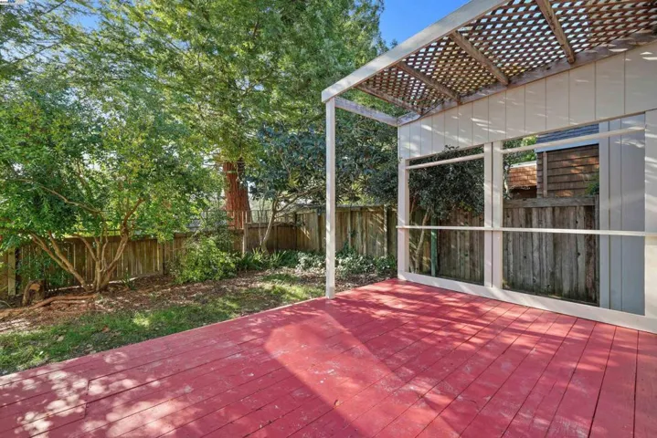 215 Avenida Barbera, Sonoma, California 95476-8056