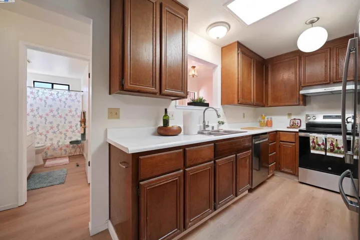 215 Avenida Barbera, Sonoma, California 95476-8056