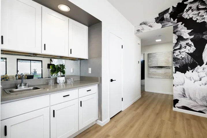 Wet Bar
