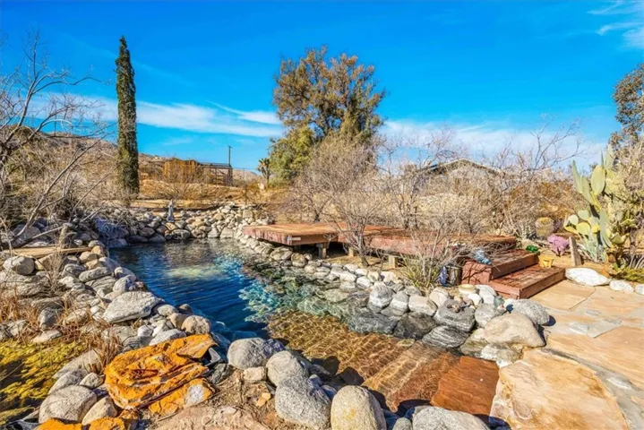 61537 Navajo Trail, Joshua Tree, California 92252