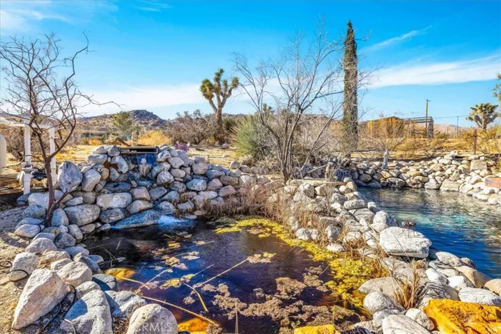 61537 Navajo Trail, Joshua Tree, California 92252