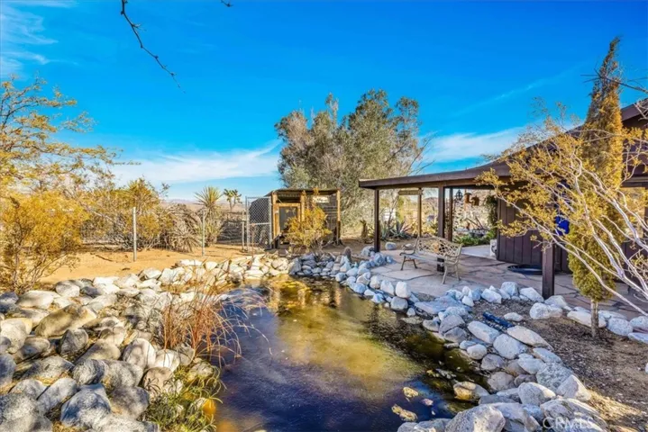 61537 Navajo Trail, Joshua Tree, California 92252