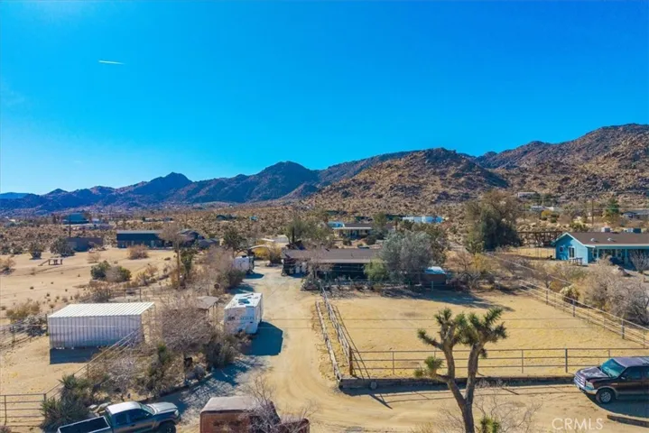 61537 Navajo Trail, Joshua Tree, California 92252