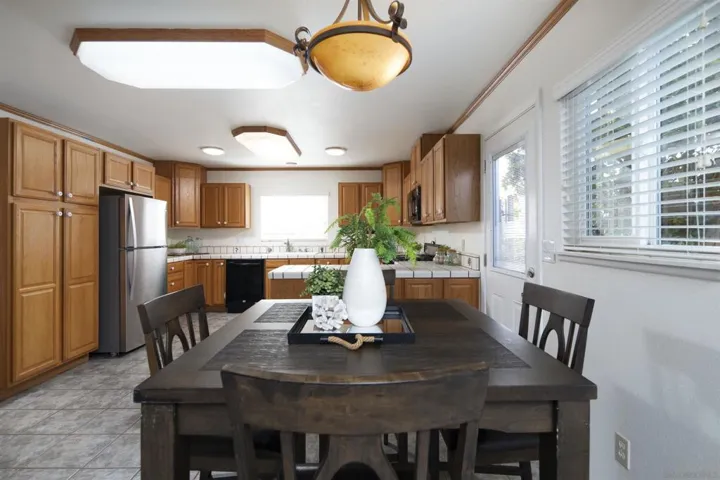 6974 Sun Street, San Diego, California 92111