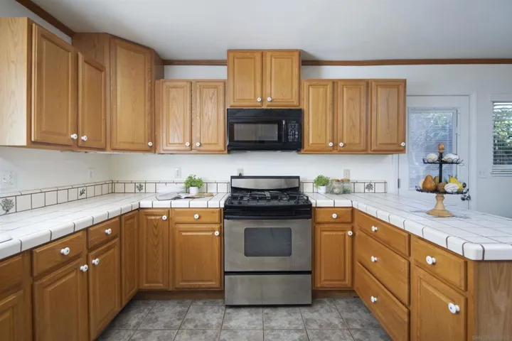 6974 Sun Street, San Diego, California 92111