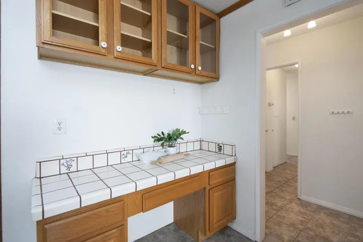 6974 Sun Street, San Diego, California 92111