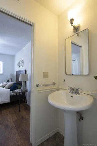6974 Sun Street, San Diego, California 92111
