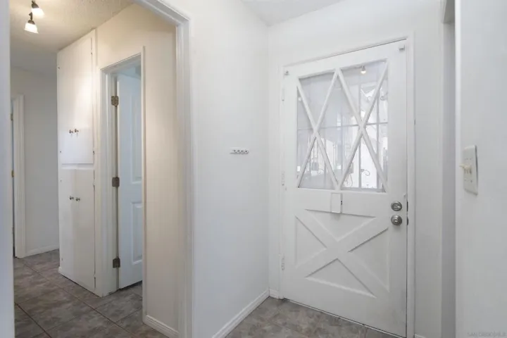 6974 Sun Street, San Diego, California 92111