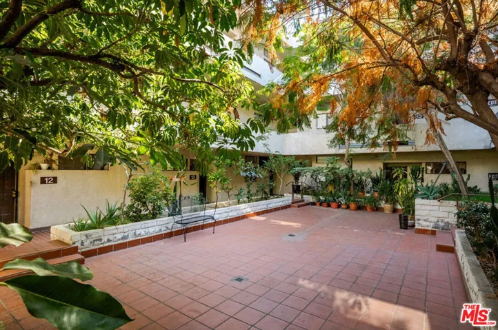 729 S Hobart Boulevard 28, Los Angeles, California 90005
