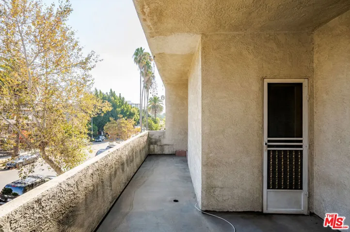 729 S Hobart Boulevard 28, Los Angeles, California 90005