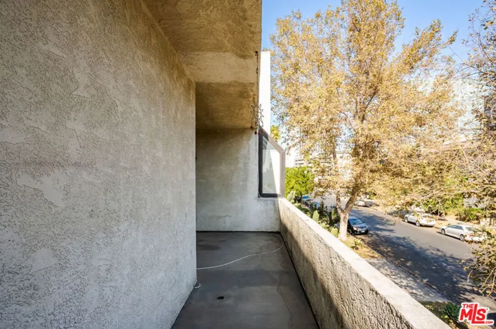 729 S Hobart Boulevard 28, Los Angeles, California 90005