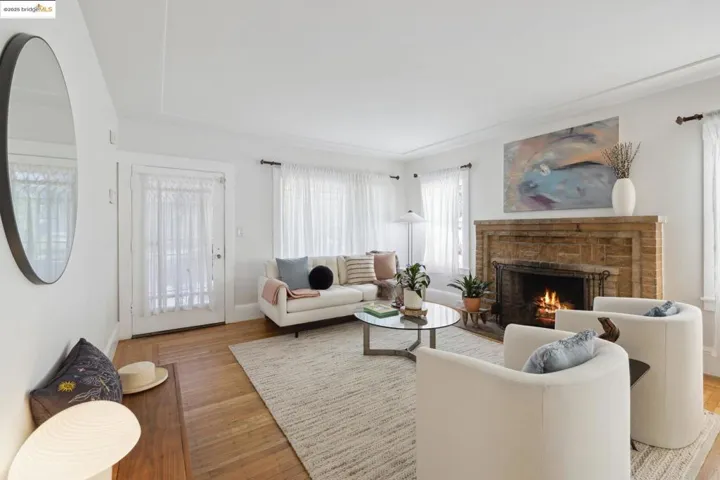 3534 Rhoda Ave, Oakland, California 94602