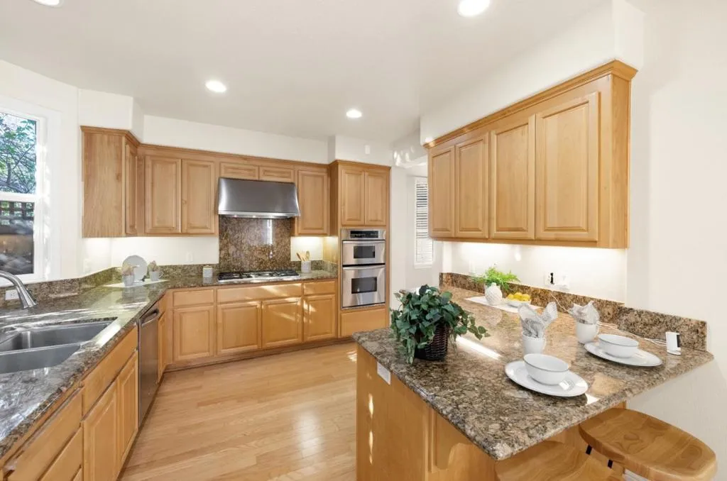 1869 Park Avenue, San Jose, California 95126 home-pic-8