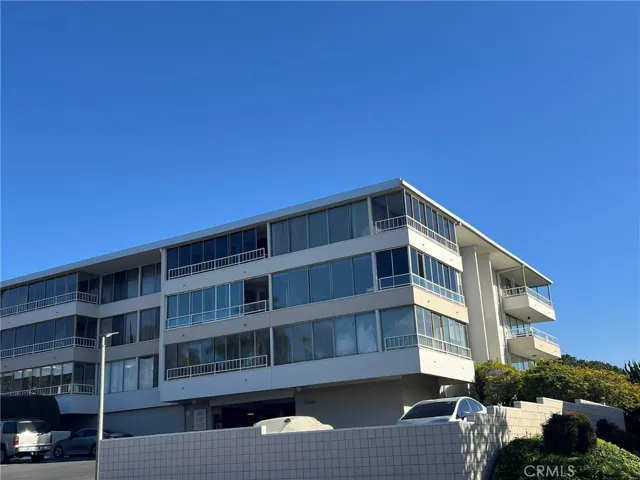 32646 Coastsite Drive 303, Rancho Palos Verdes, California 90275