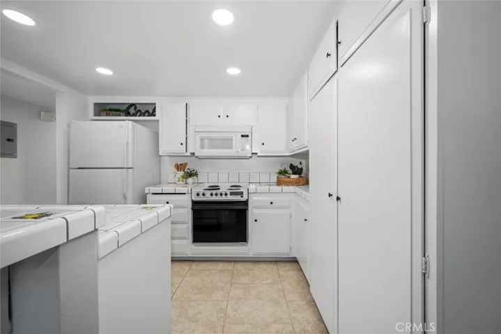 4259 Via Largo, Cypress, California 90630