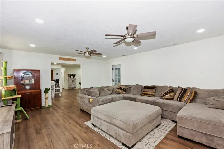 8120 Langdon Avenue, Hesperia, California 92345