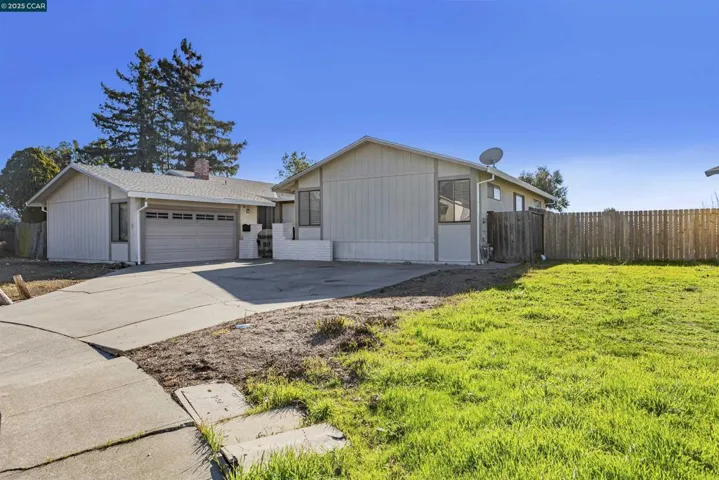 1817 Winchester Ct, Fairfield, California 94533