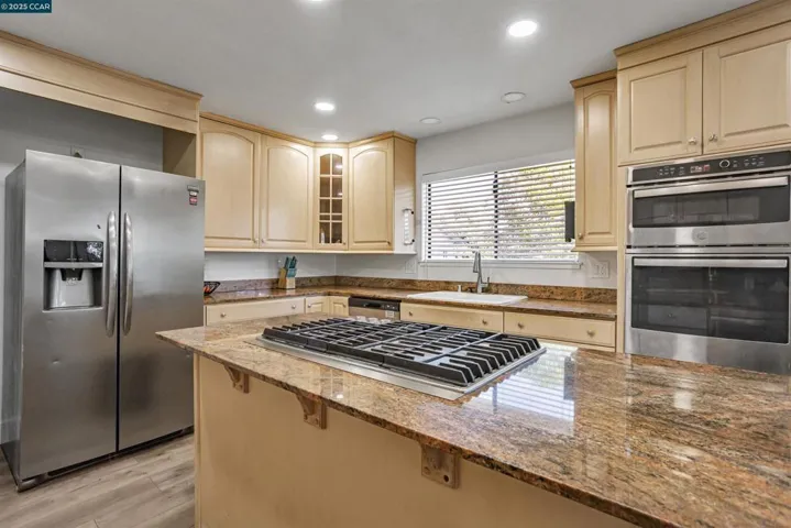 1817 Winchester Ct, Fairfield, California 94533