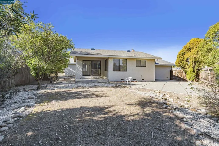 1817 Winchester Ct, Fairfield, California 94533